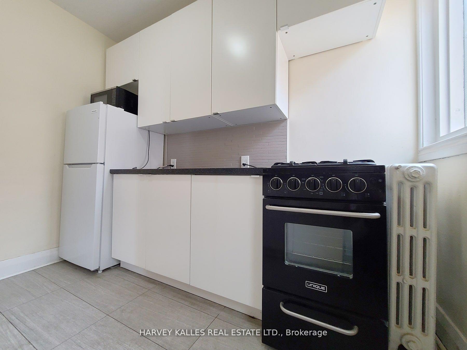 Photo 10 of Unit D, 1108 Yonge Street, Toronto, The Annex — HOMEH