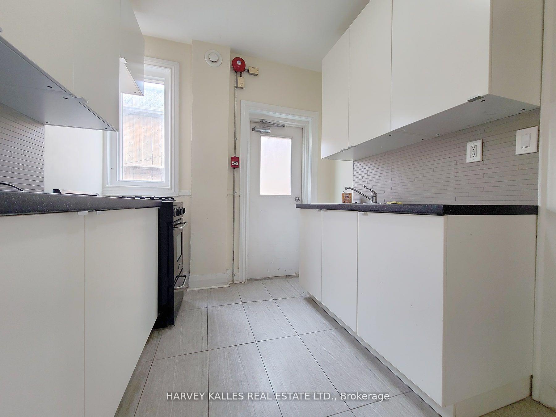 Photo 5 of Unit D, 1108 Yonge Street, Toronto, The Annex — HOMEH