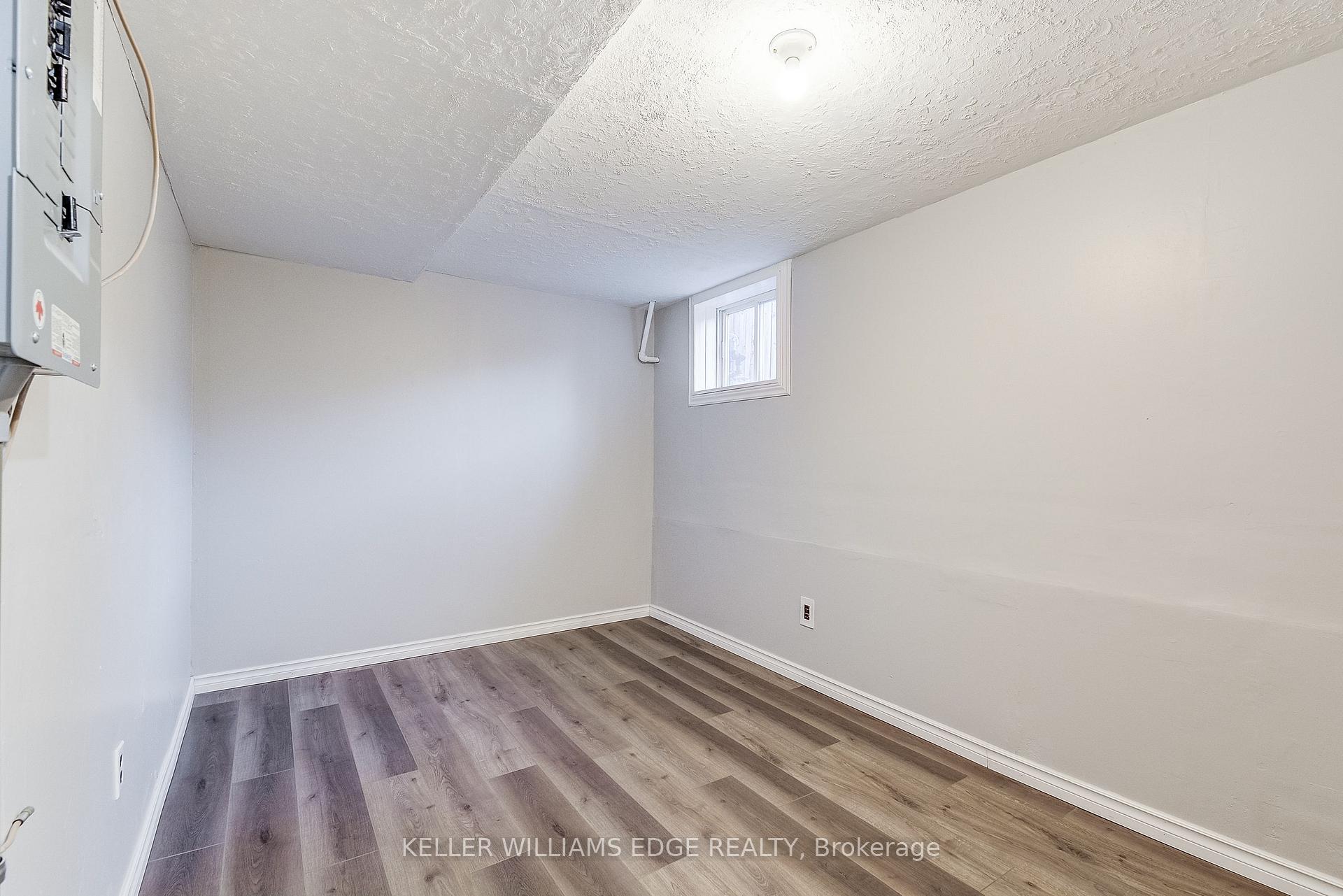 Photo 21 of Unit 3, 1355 Upper Gage Avenue, Hamilton, Gurnett — HOMEH