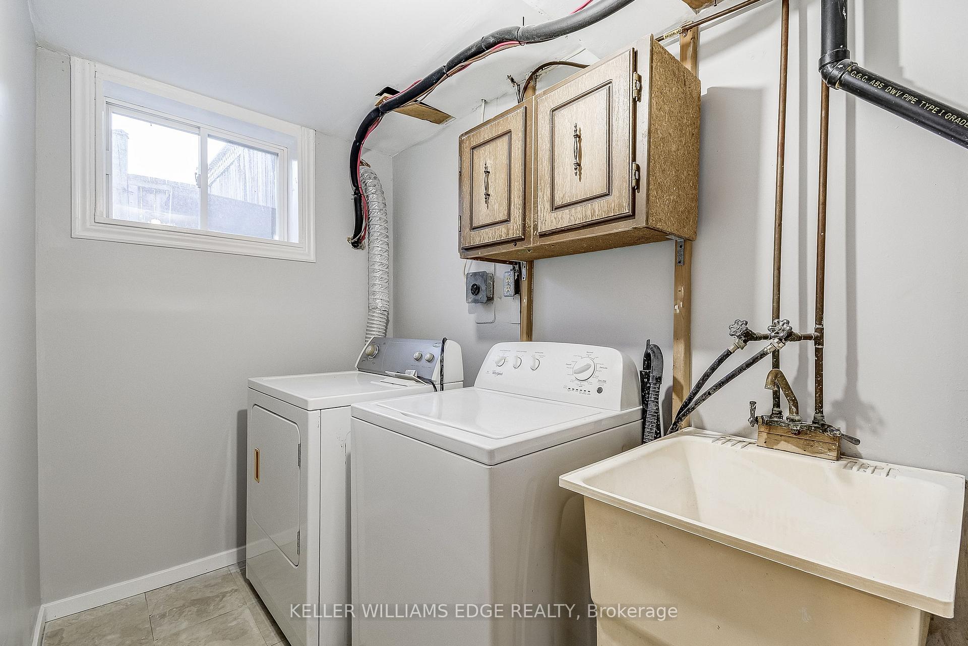 Photo 35 of Unit 3, 1355 Upper Gage Avenue, Hamilton, Gurnett — HOMEH