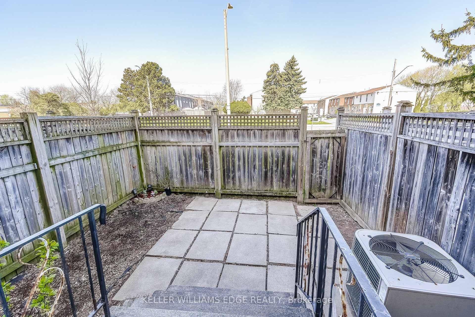 Photo 30 of Unit 3, 1355 Upper Gage Avenue, Hamilton, Gurnett — HOMEH