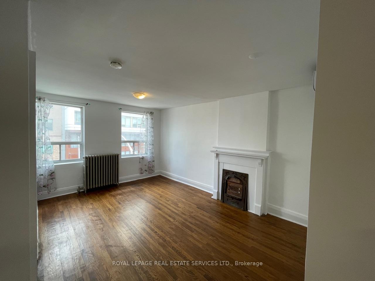 Photo 1 of Unit D, 136 Avenue Road, Toronto, The Annex — HOMEH