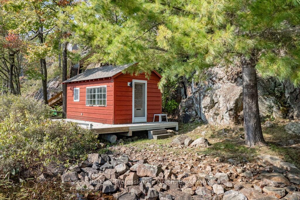 Photo 21 of 1006 Booth Lane, Gravenhurst, Muskoka (S) — HOMEH
