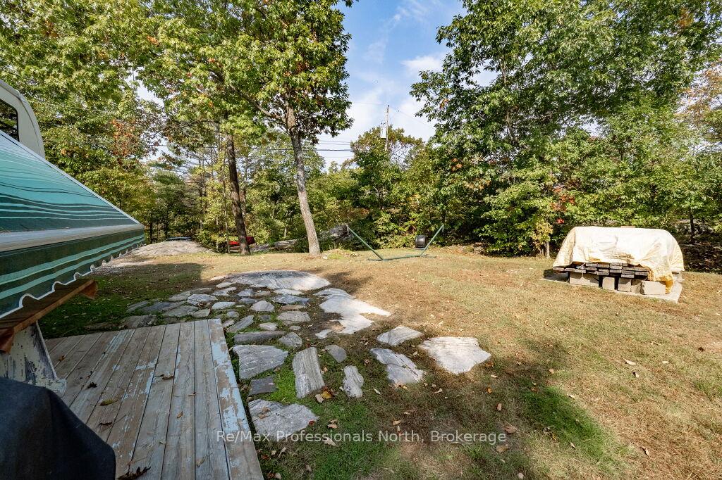 Photo 30 of 1006 Booth Lane, Gravenhurst, Muskoka (S) — HOMEH