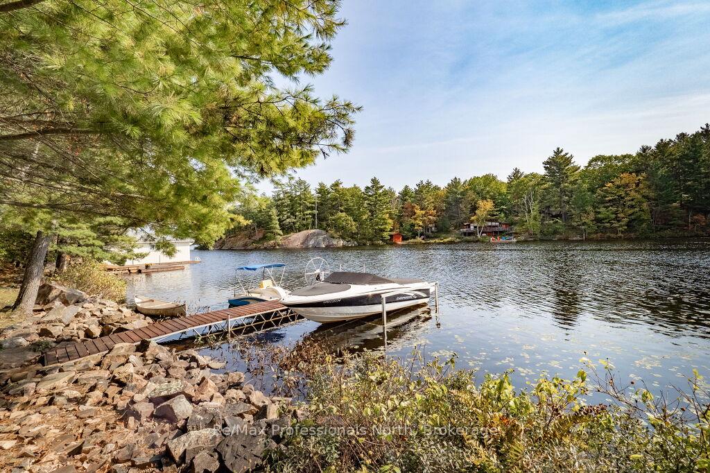 Photo 37 of 1006 Booth Lane, Gravenhurst, Muskoka (S) — HOMEH