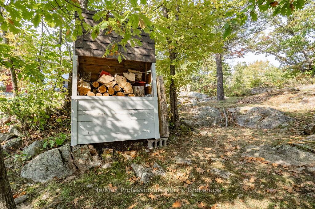 Photo 39 of 1006 Booth Lane, Gravenhurst, Muskoka (S) — HOMEH