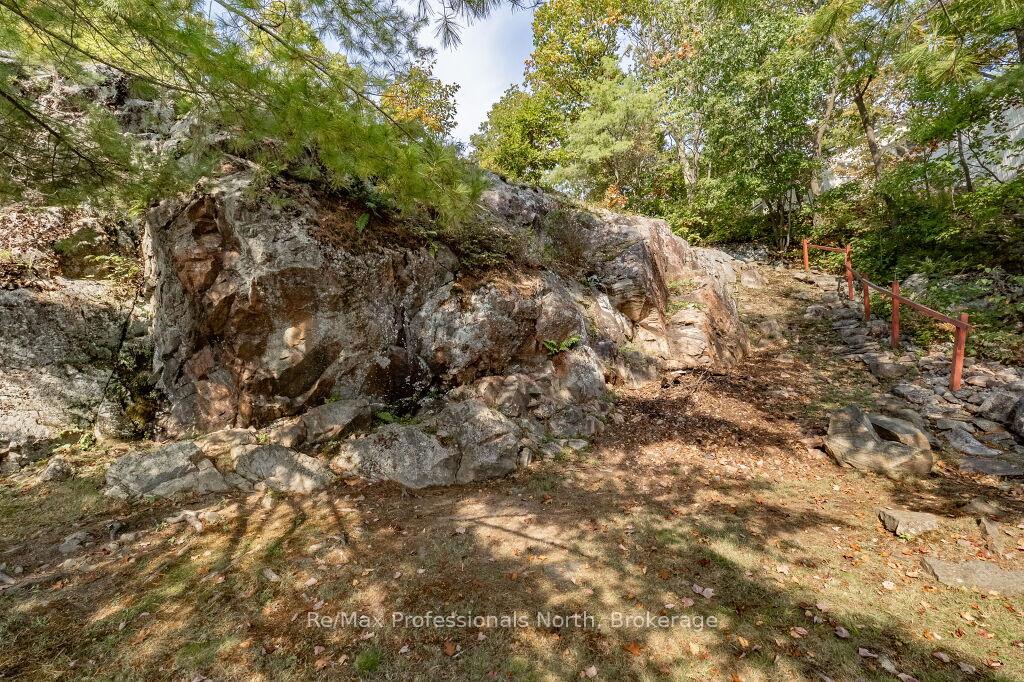 Photo 40 of 1006 Booth Lane, Gravenhurst, Muskoka (S) — HOMEH