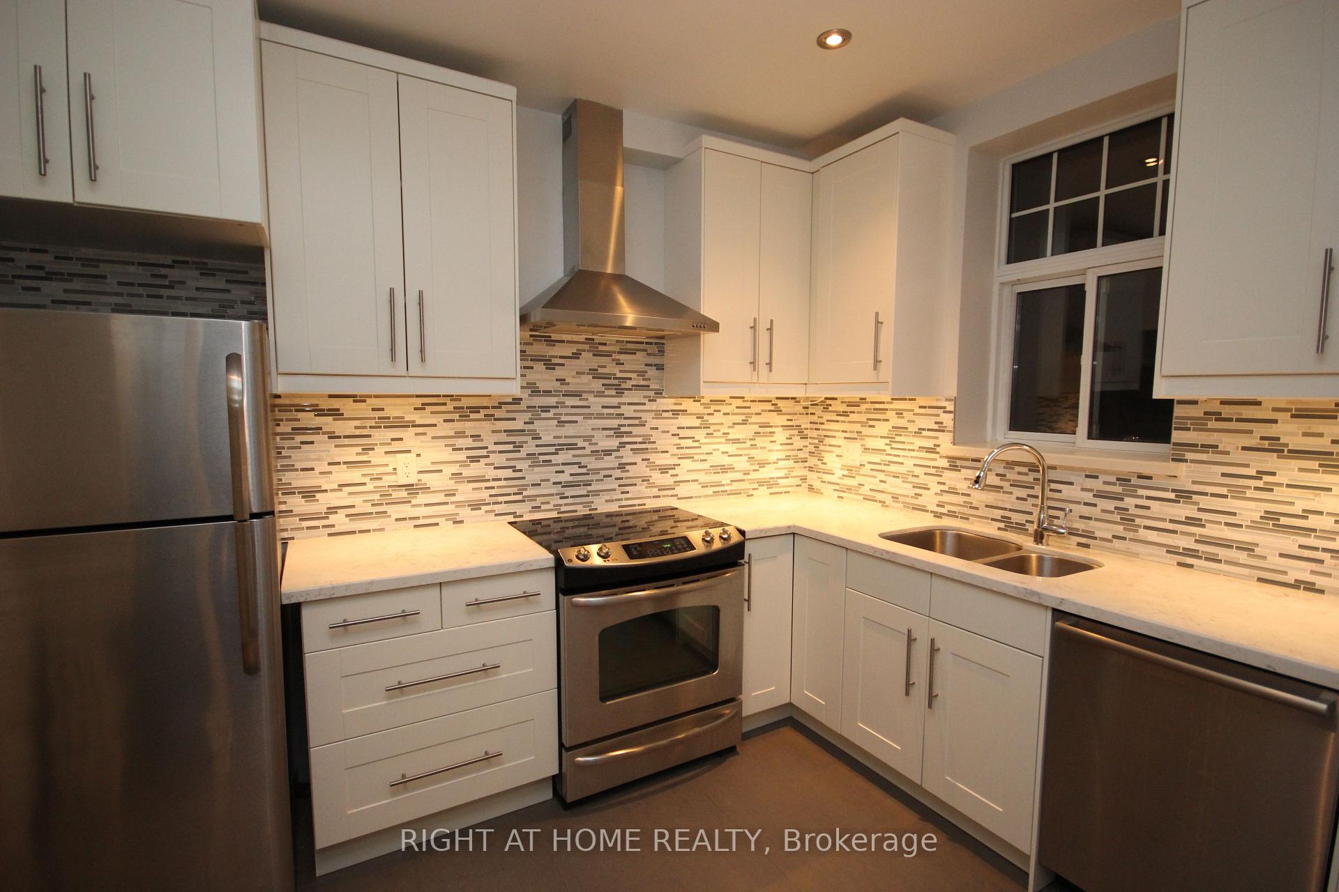 Photo 2 of Unit Main, 906 Avenue Road, Toronto, Yonge-Eglinton — HOMEH