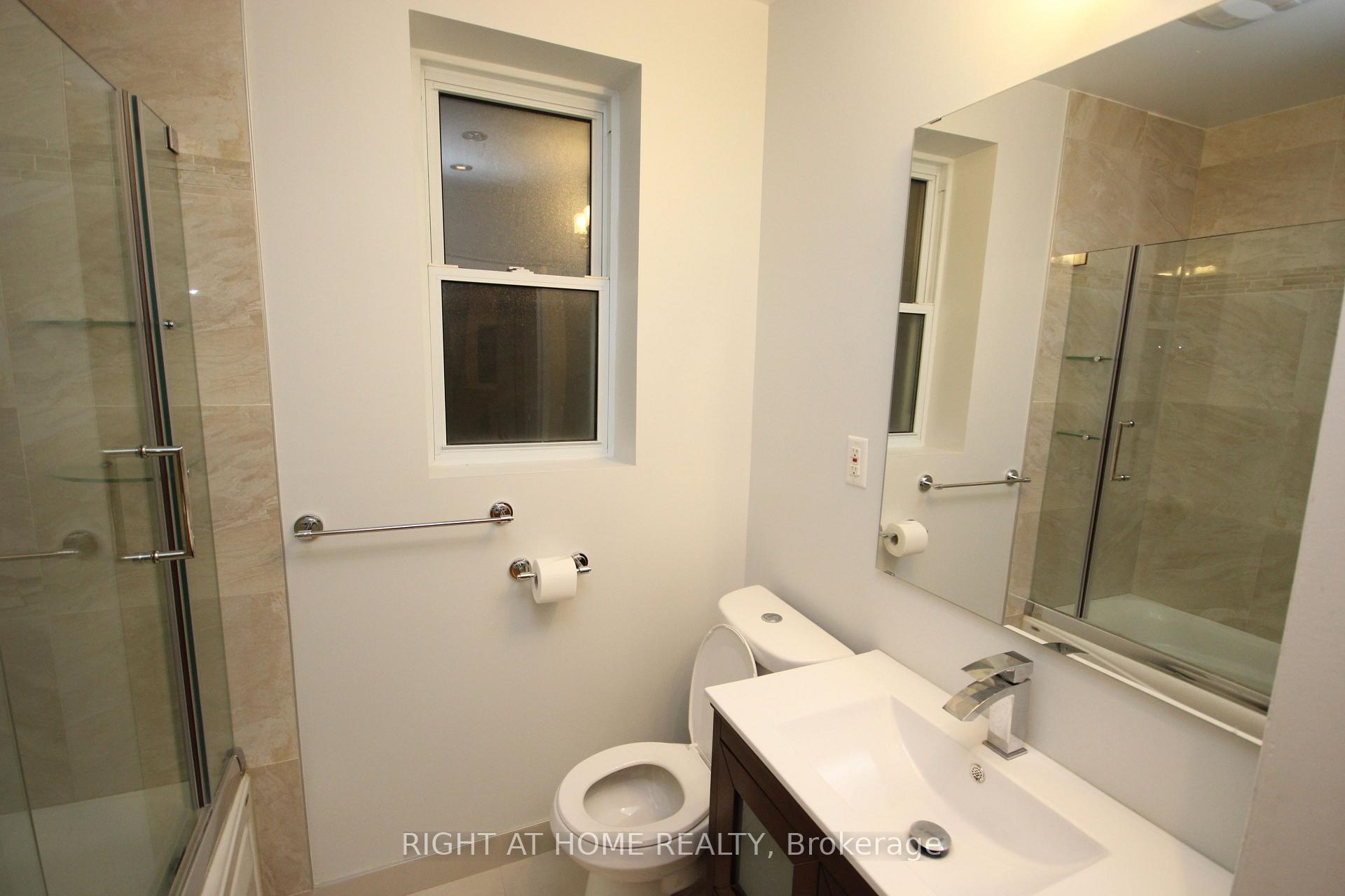 Photo 3 of Unit Main, 906 Avenue Road, Toronto, Yonge-Eglinton — HOMEH