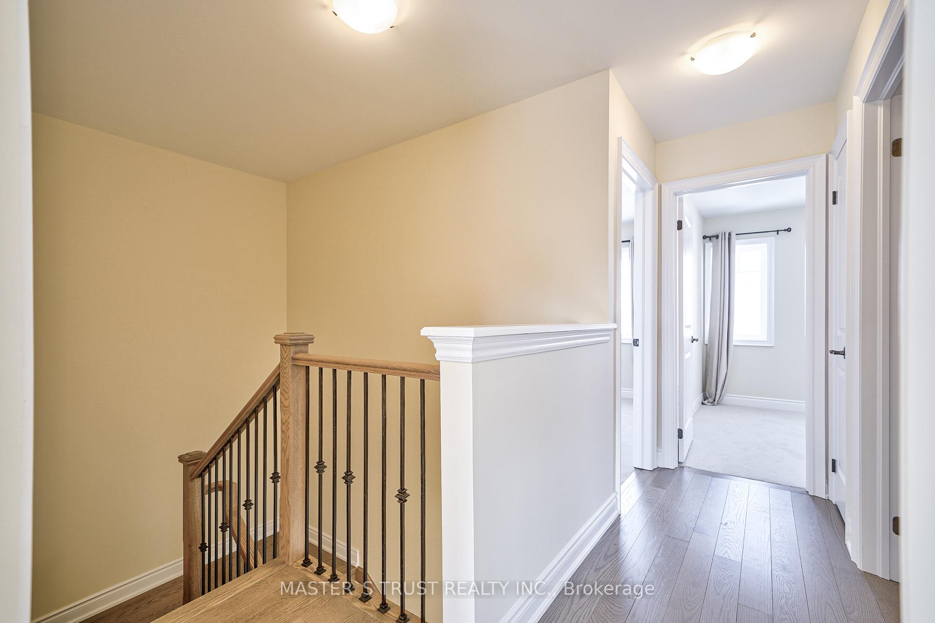 Photo 8 of 126 Lorne Thomas Place, New Tecumseth, Alliston — HOMEH