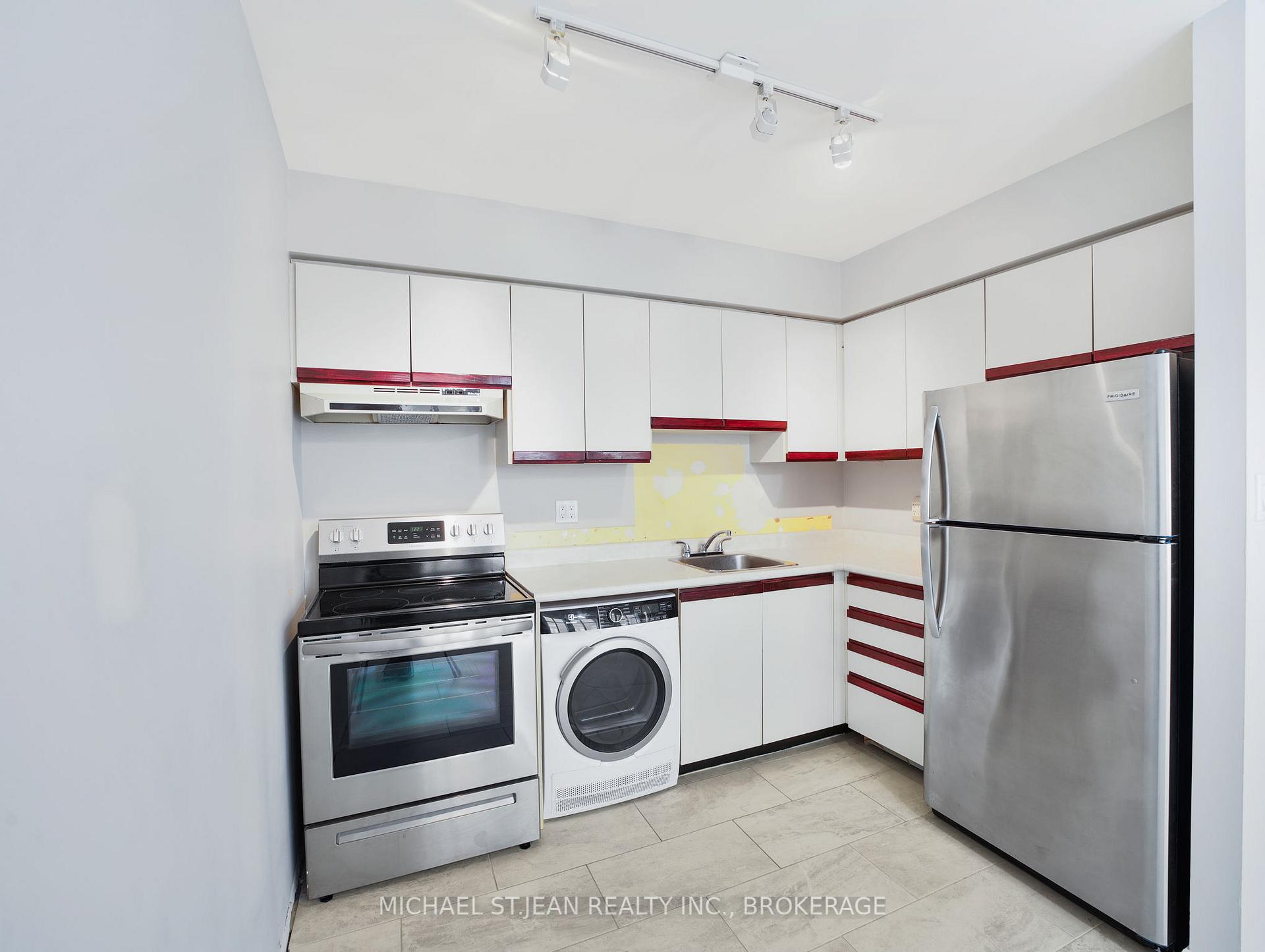 Photo 14 of Unit 703, 36 James Street S, Hamilton, Central — HOMEH