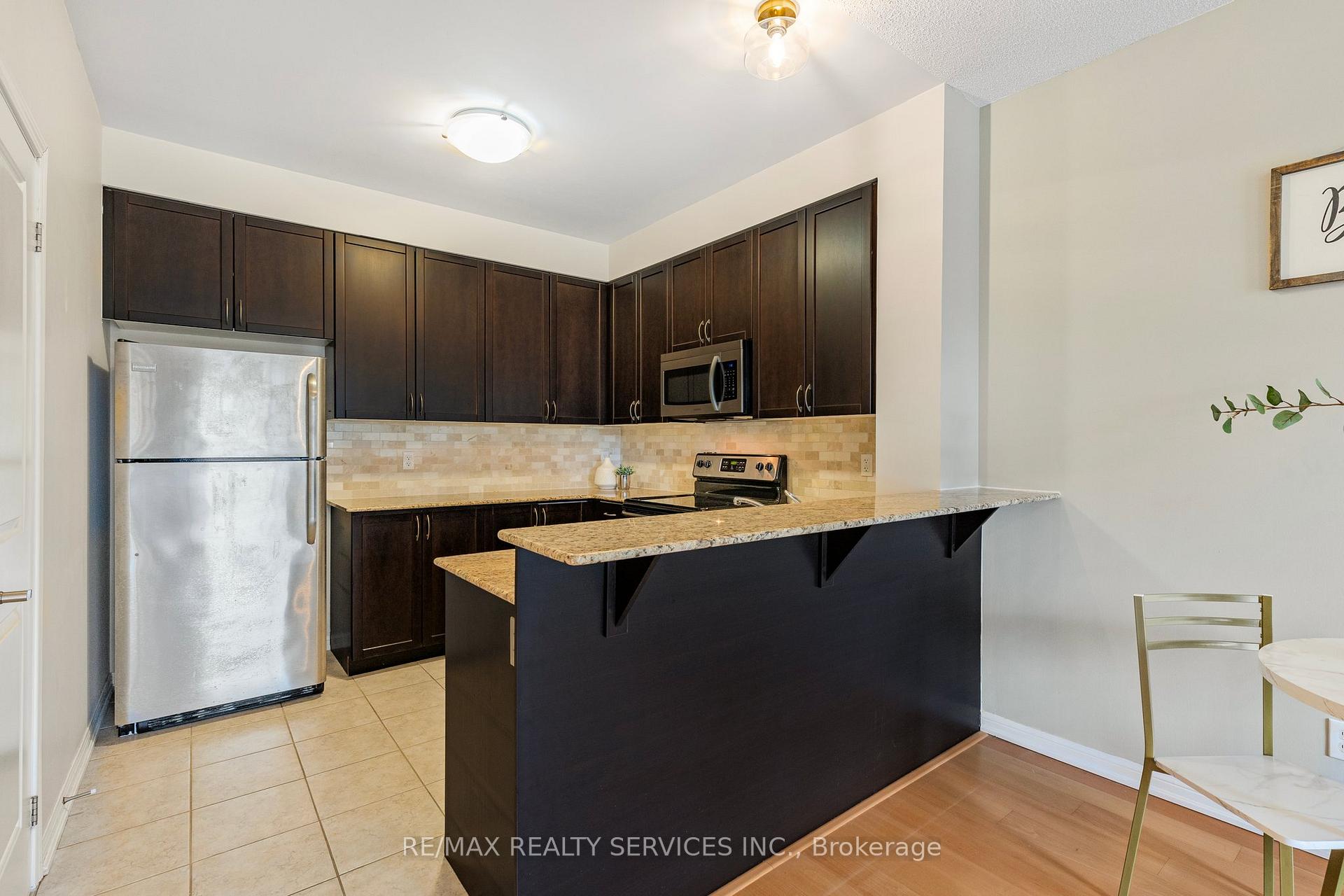 Photo 19 of Unit 123, 54 Harvey Johnston Way, Whitby, Brooklin — HOMEH
