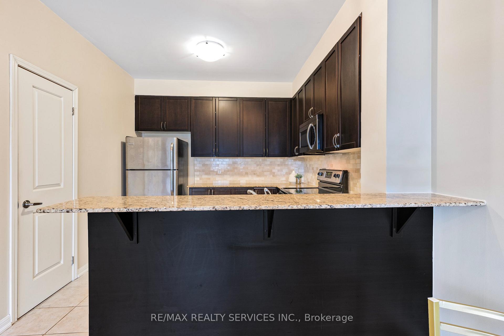 Photo 7 of Unit 123, 54 Harvey Johnston Way, Whitby, Brooklin — HOMEH