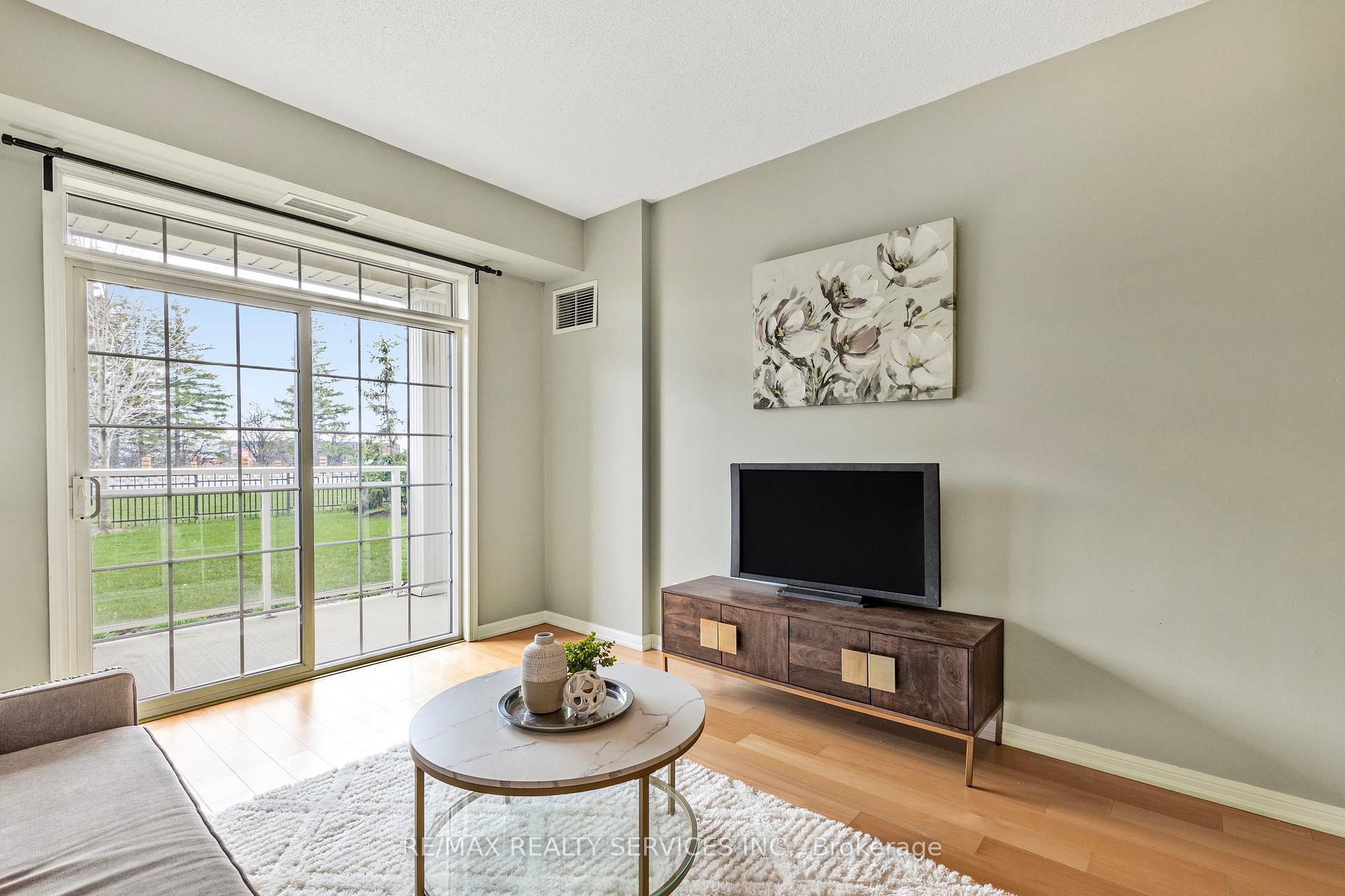 Photo 8 of Unit 123, 54 Harvey Johnston Way, Whitby, Brooklin — HOMEH