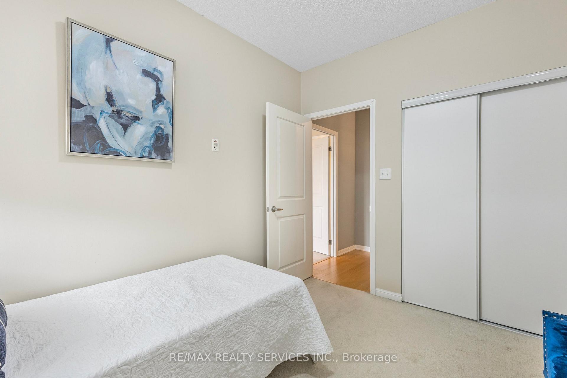 Photo 14 of Unit 123, 54 Harvey Johnston Way, Whitby, Brooklin — HOMEH