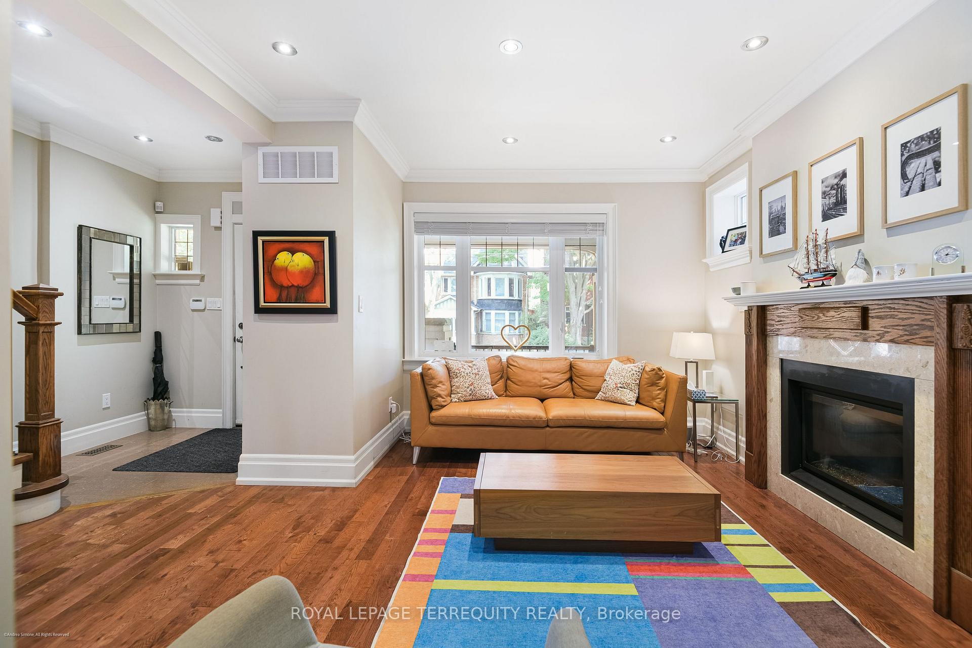 Photo 5 of 137 Hillsdale Avenue E, Toronto, Mount Pleasant East — HOMEH