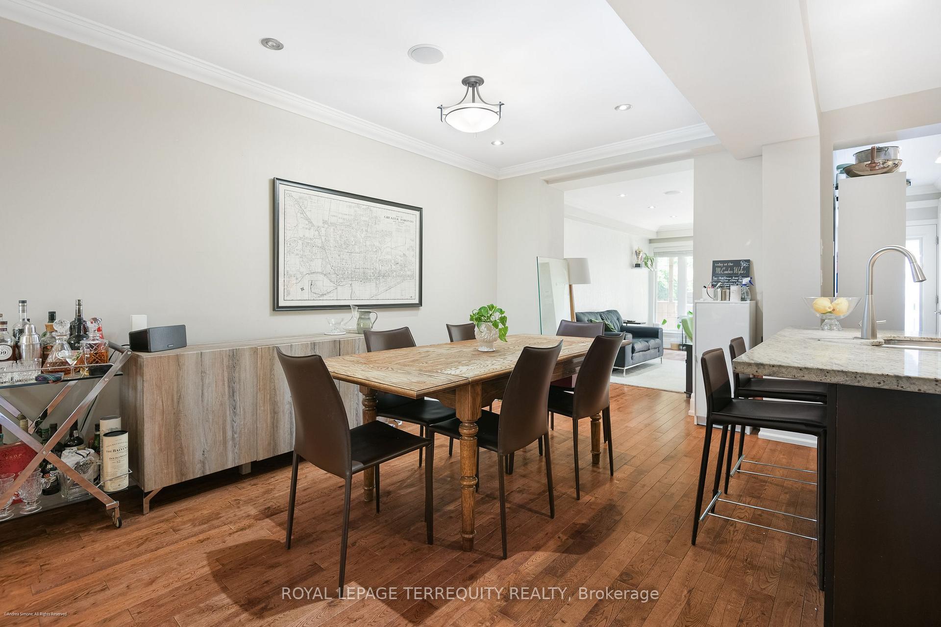 Photo 3 of 137 Hillsdale Avenue E, Toronto, Mount Pleasant East — HOMEH