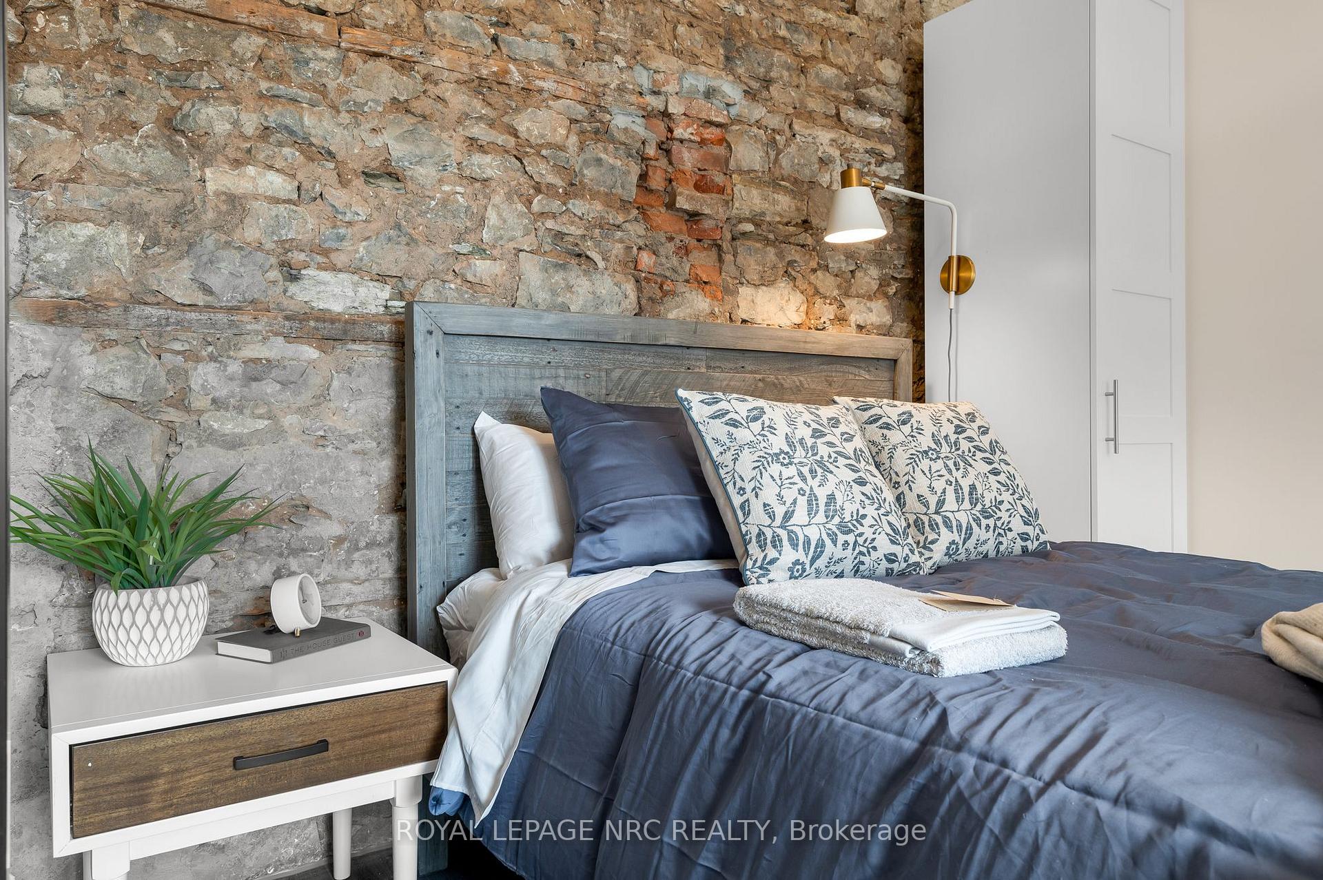 Photo 24 of Unit 204, 121 King Street E, Hamilton, Beasley — HOMEH