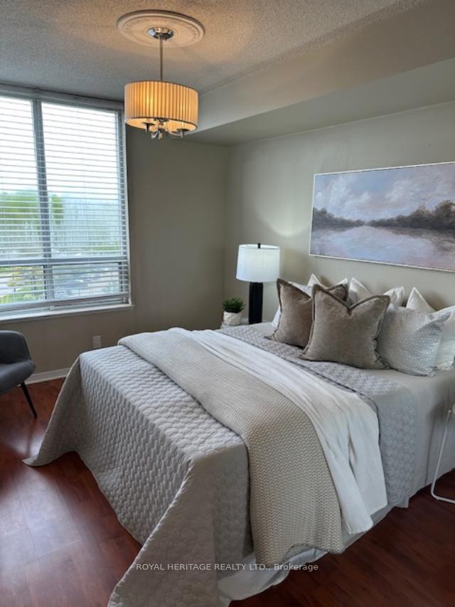 Photo 11 of Unit 603, 1000 The Esplanade N, Pickering, Town Centre — HOMEH