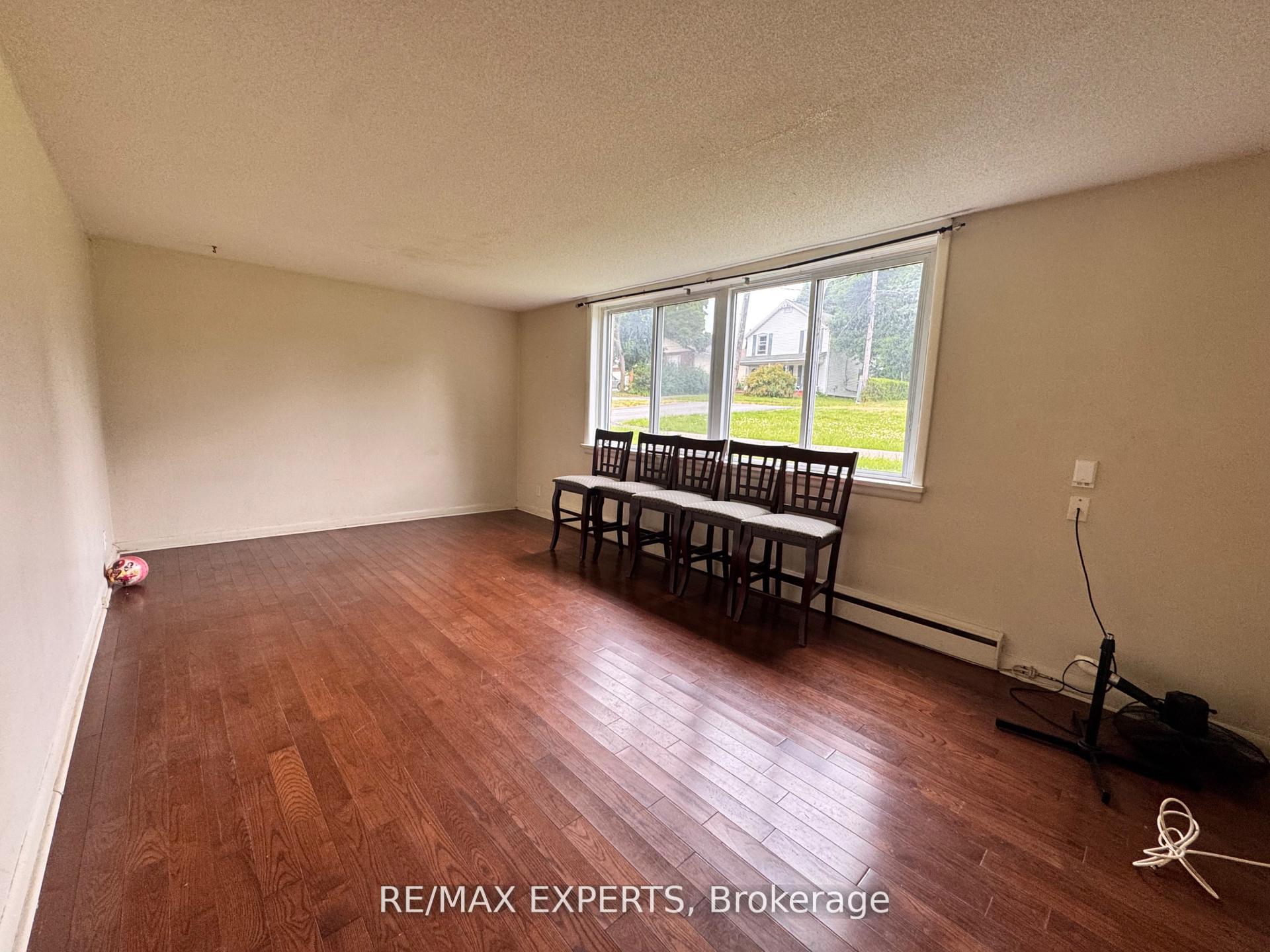 Photo 2 of Unit Unit 1, 63 Donald Street, Belleville, Belleville Ward — HOMEH