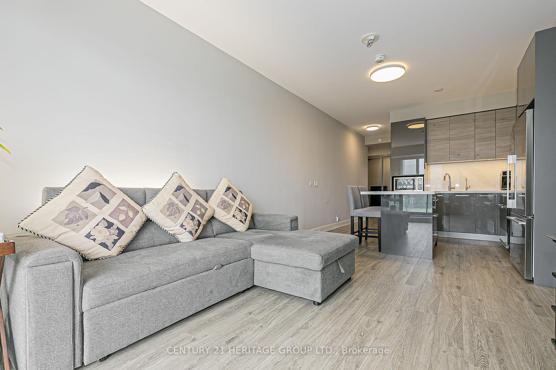 Photo 4 of Unit 1506, 12 Gandhi Lane, Markham, Commerce Valley — HOMEH