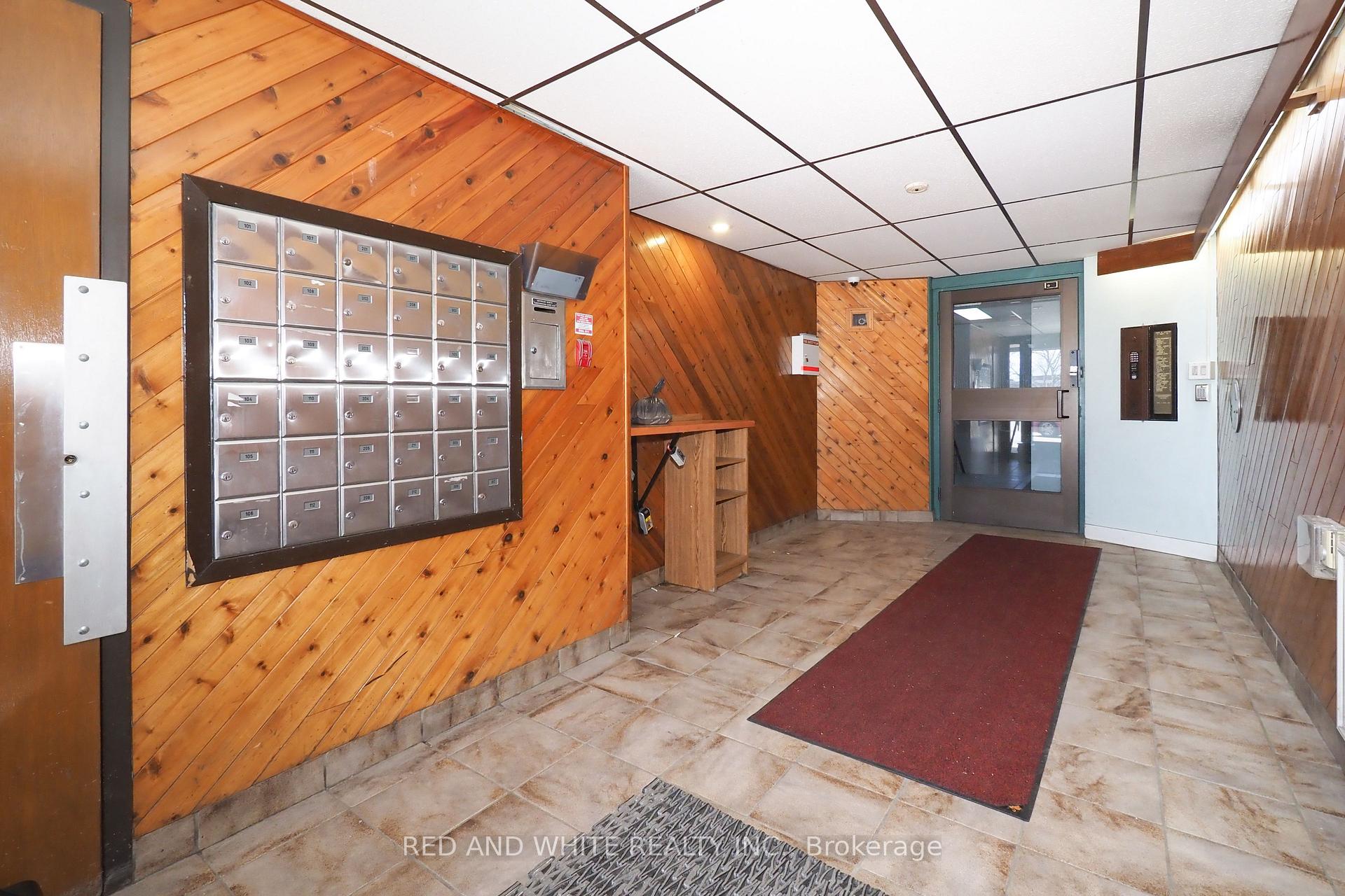 Photo 8 of Unit 105, 71 Vanier Drive, Kitchener — HOMEH