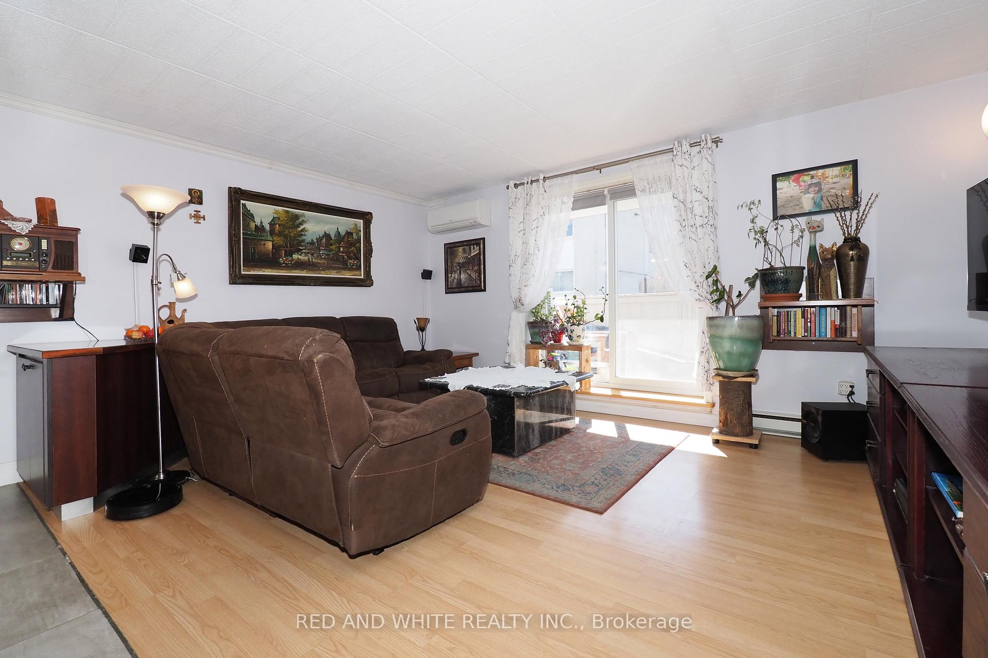 Photo 11 of Unit 105, 71 Vanier Drive, Kitchener — HOMEH