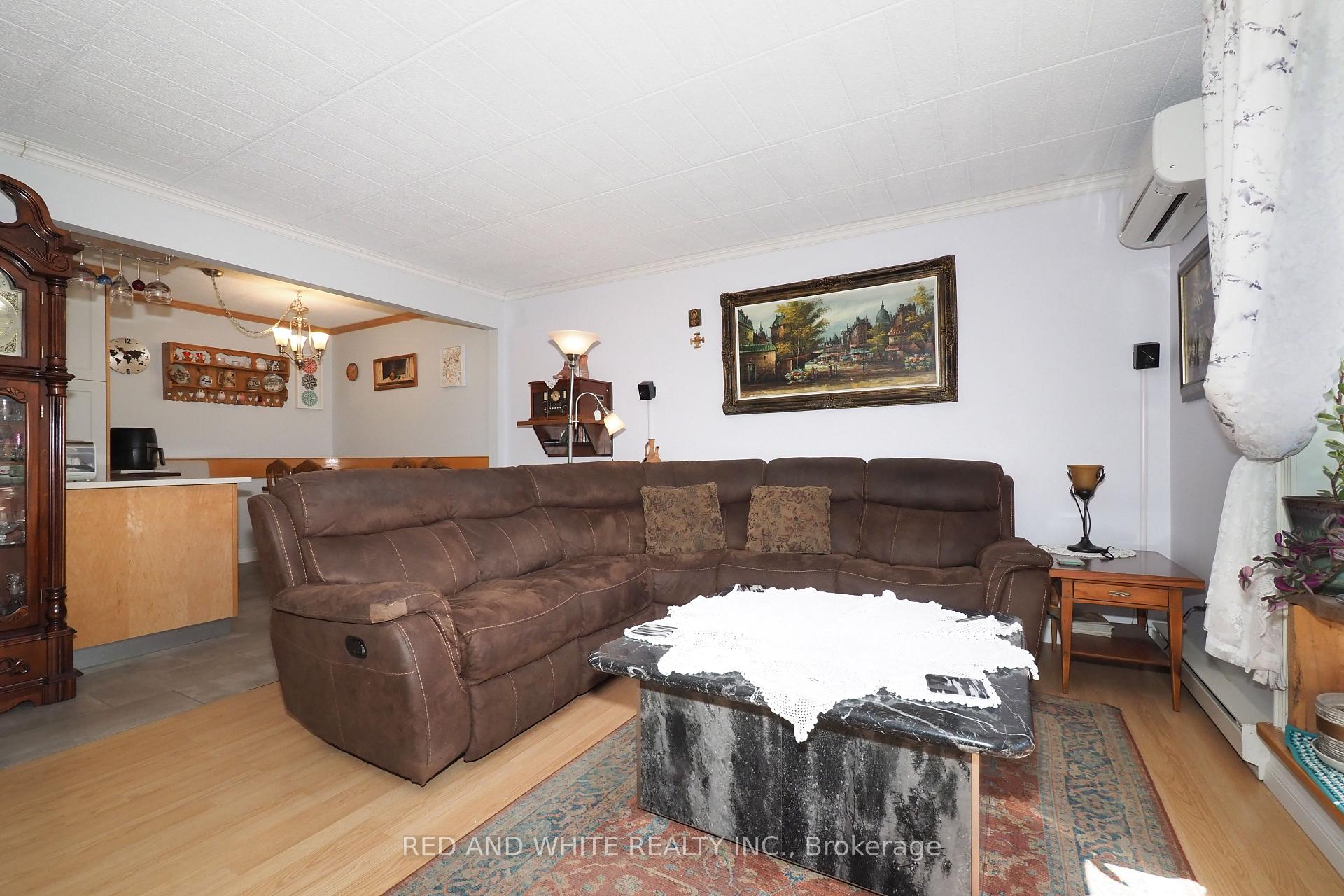 Photo 14 of Unit 105, 71 Vanier Drive, Kitchener — HOMEH