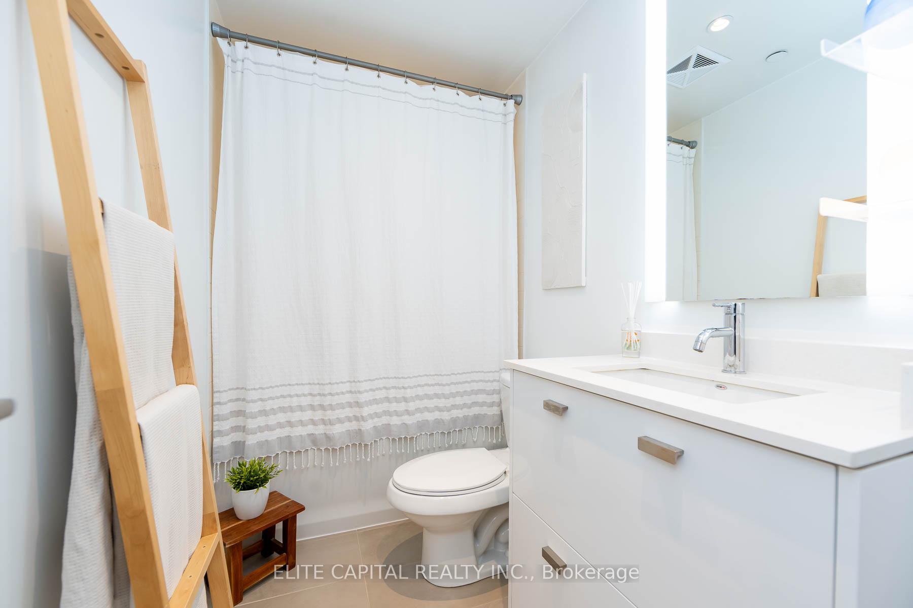 Photo 4 of Unit 417, 835 St Clair Avenue W, Toronto, Wychwood — HOMEH