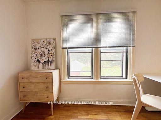 Photo 4 of 299 Robina Avenue E, Toronto, Oakwood Village — HOMEH