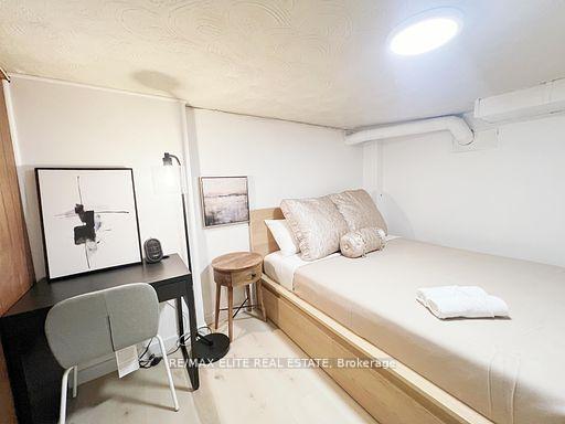 Photo 10 of 299 Robina Avenue E, Toronto, Oakwood Village — HOMEH