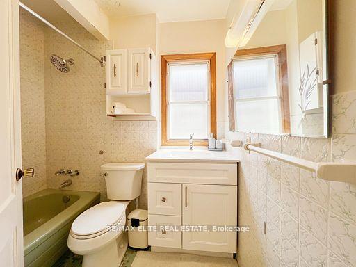 Photo 11 of 299 Robina Avenue E, Toronto, Oakwood Village — HOMEH