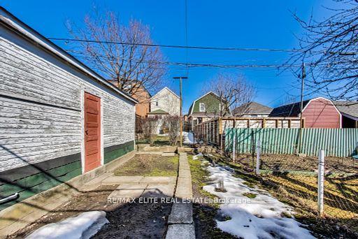 Photo 25 of 299 Robina Avenue E, Toronto, Oakwood Village — HOMEH