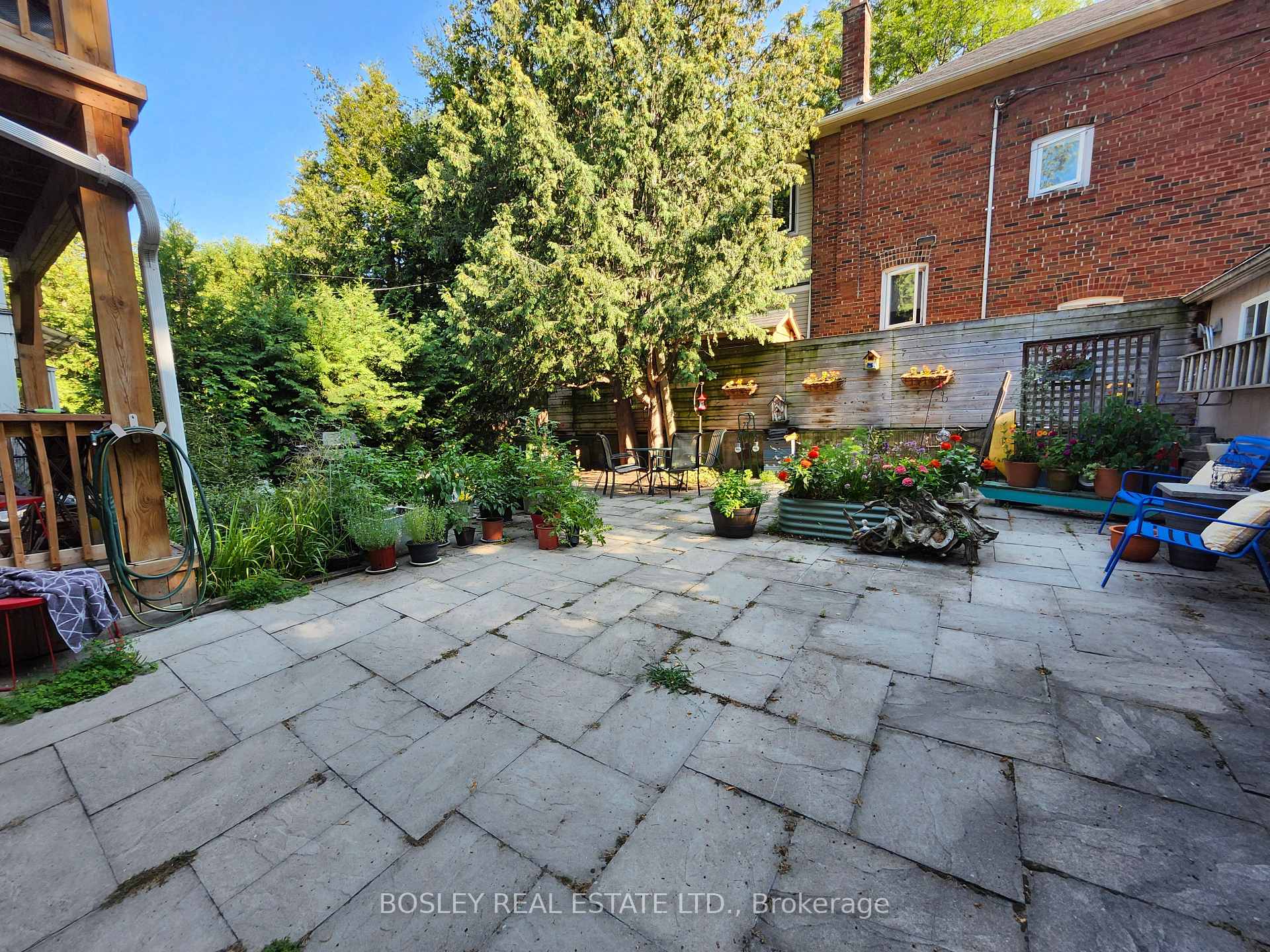 Photo 12 of Unit Main, 139 Manor Road, Toronto, Mount Pleasant West — HOMEH