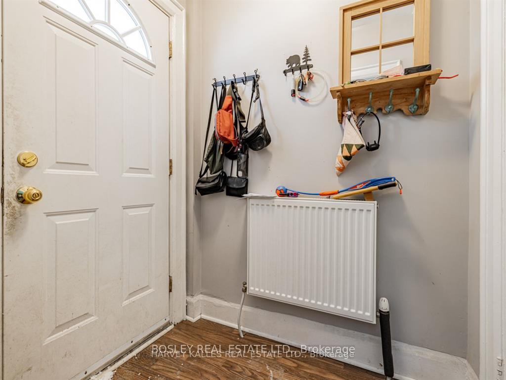 Photo 13 of Unit Main, 139 Manor Road, Toronto, Mount Pleasant West — HOMEH