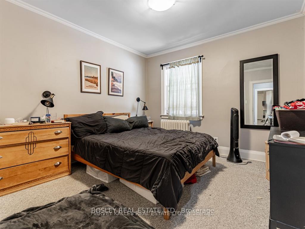 Photo 10 of Unit Main, 139 Manor Road, Toronto, Mount Pleasant West — HOMEH