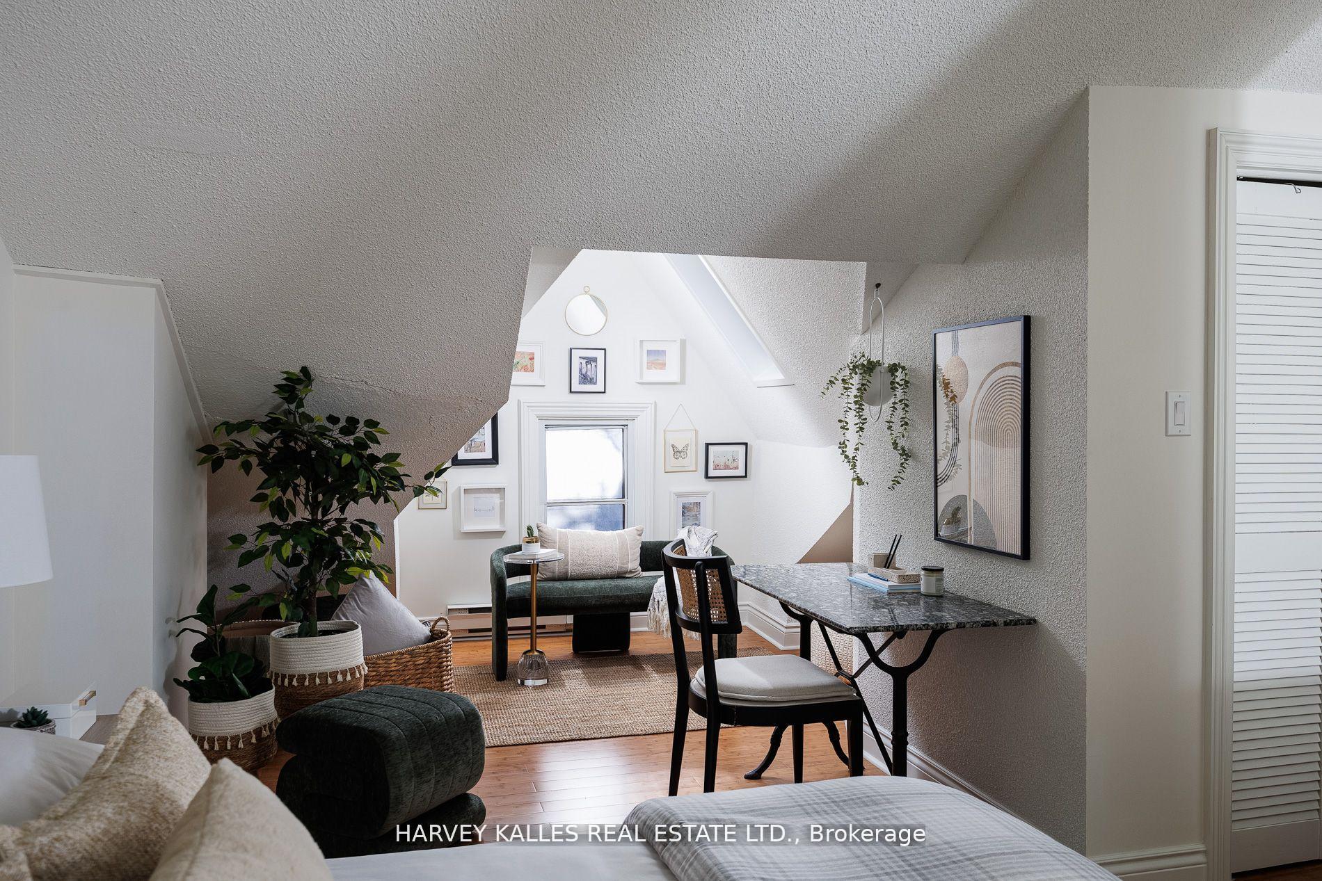 Photo 35 of 158 Spruce Street, Toronto, Cabbagetown-South St. James Town — HOMEH