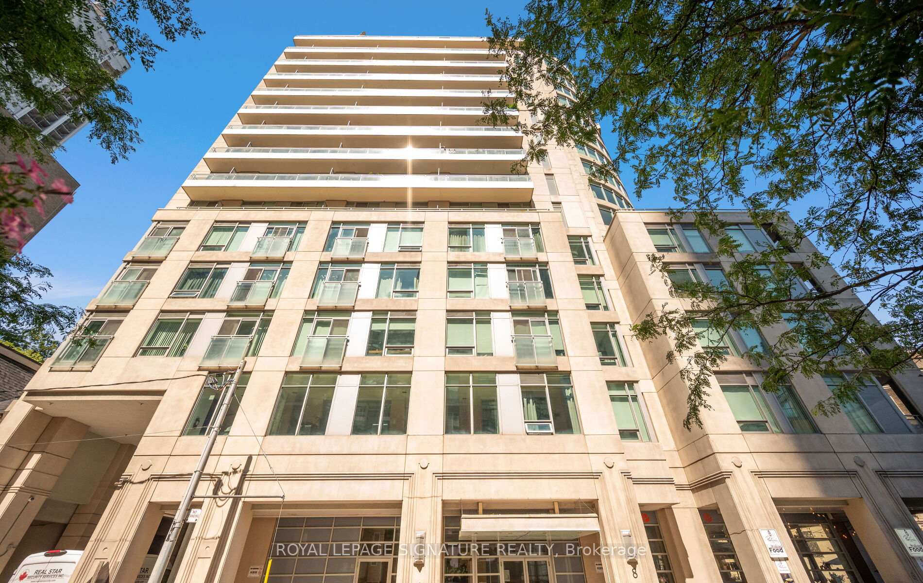 Photo 8 of Unit 1405, 8 Scollard Street, Toronto, The Annex — HOMEH