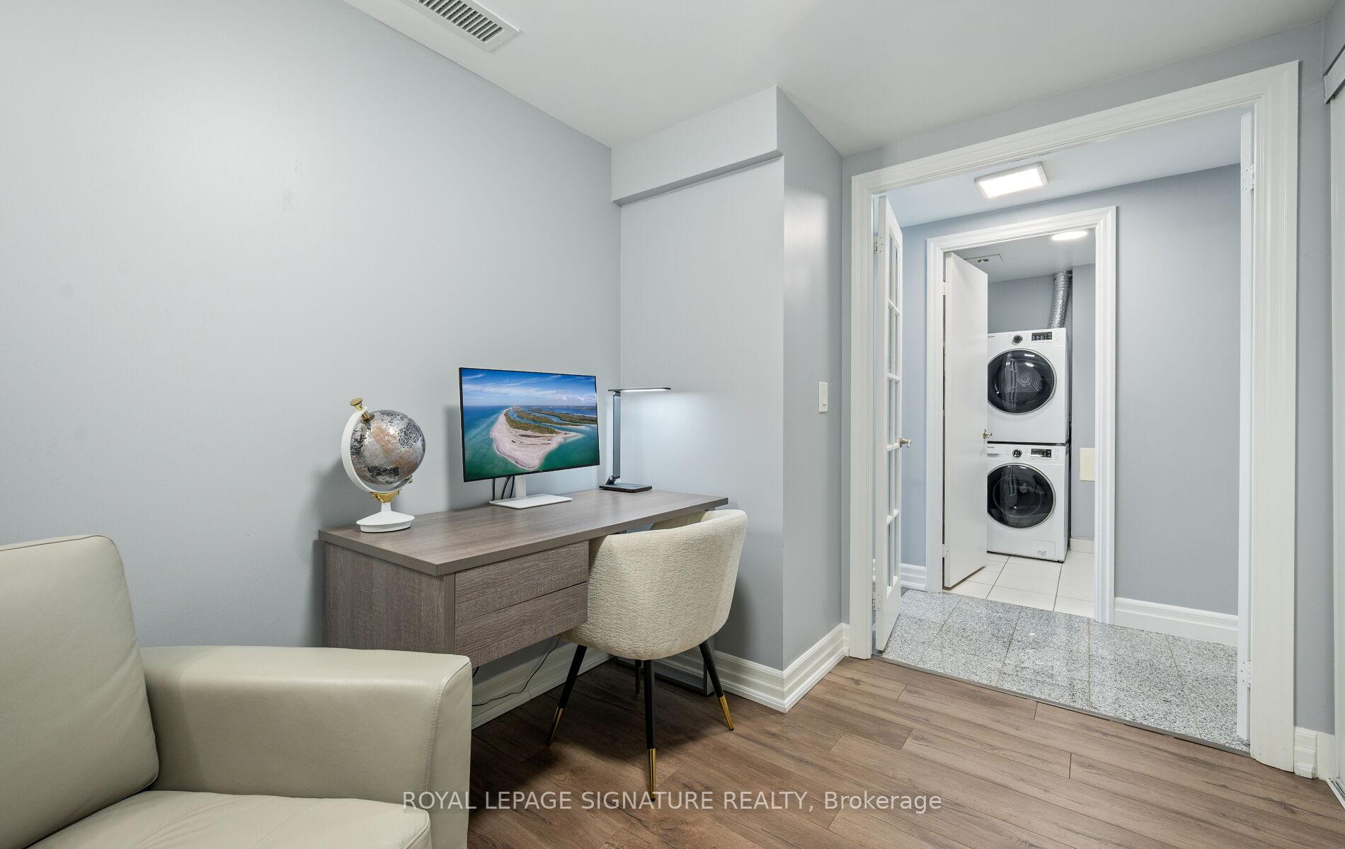 Photo 13 of Unit 1405, 8 Scollard Street, Toronto, The Annex — HOMEH