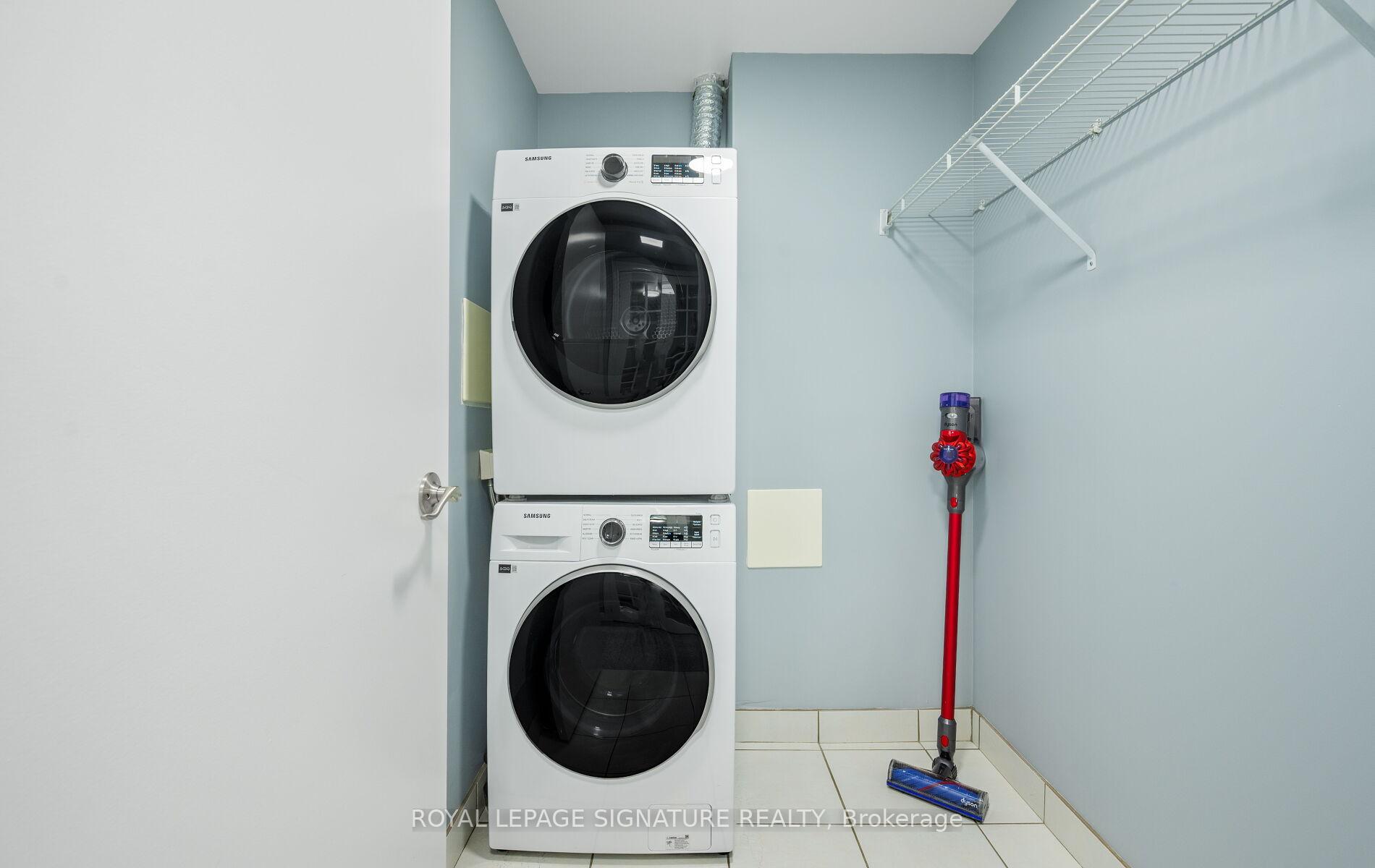 Photo 10 of Unit 1405, 8 Scollard Street, Toronto, The Annex — HOMEH