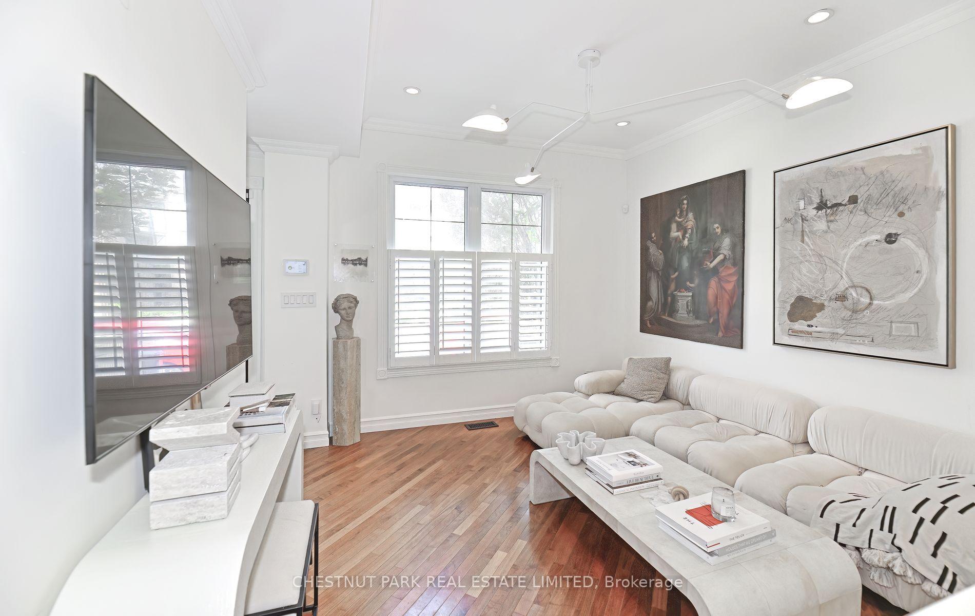 Photo 10 of 31 Birch Avenue, Toronto, Yonge-St. Clair — HOMEH