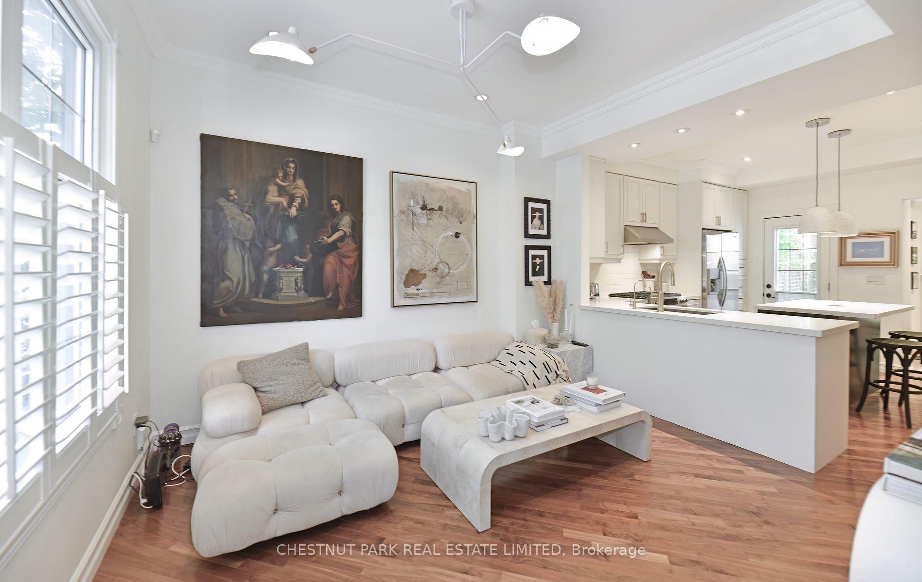 Photo 5 of 31 Birch Avenue, Toronto, Yonge-St. Clair — HOMEH