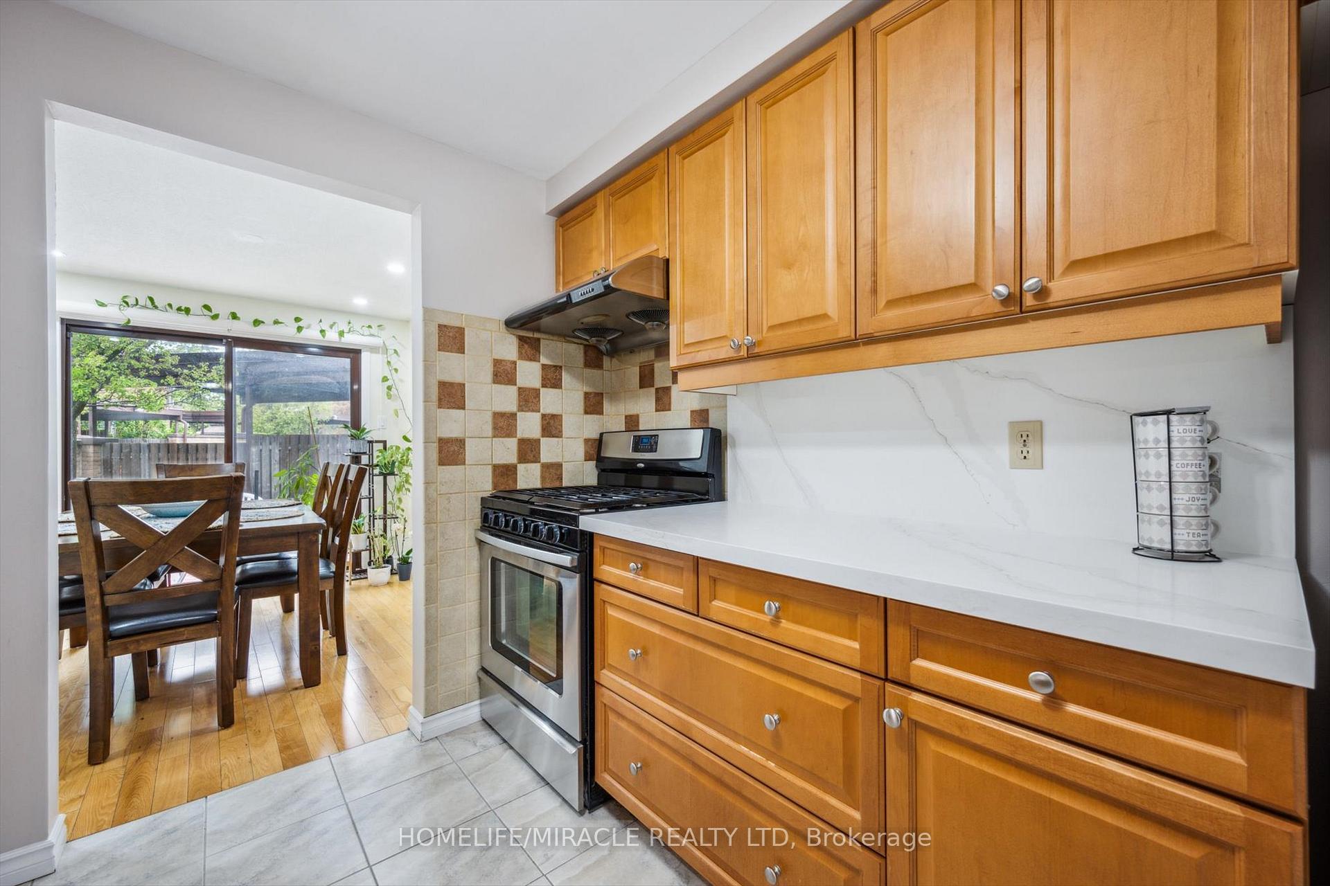 Photo 18 of Unit 22, 28 Underhill Crescent, Kitchener — HOMEH