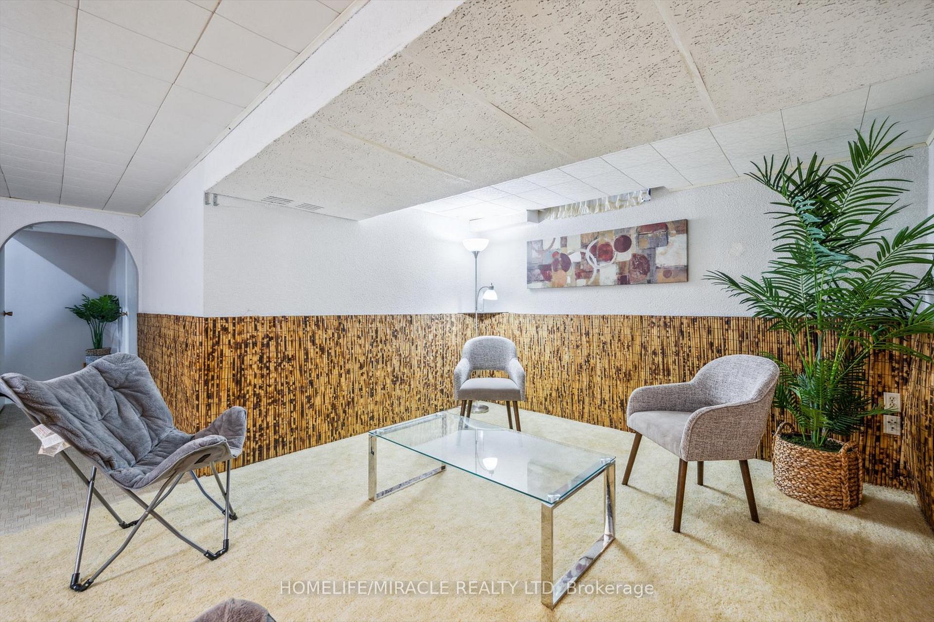 Photo 22 of Unit 22, 28 Underhill Crescent, Kitchener — HOMEH