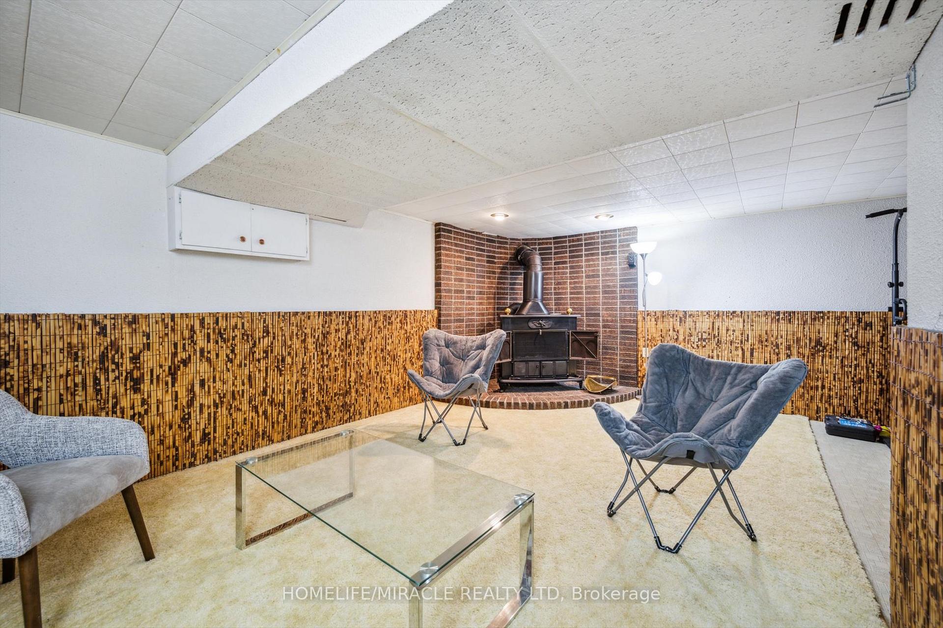 Photo 36 of Unit 22, 28 Underhill Crescent, Kitchener — HOMEH