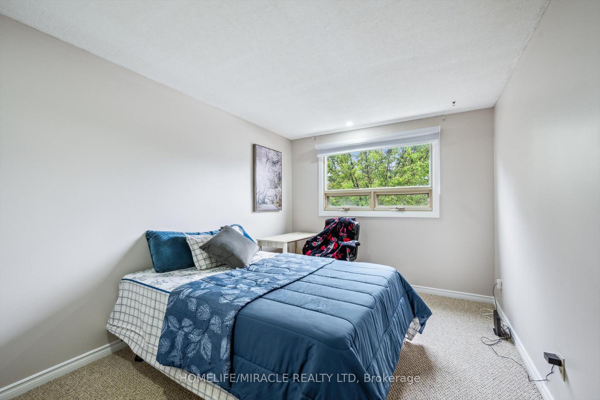 Photo 25 of Unit 22, 28 Underhill Crescent, Kitchener — HOMEH
