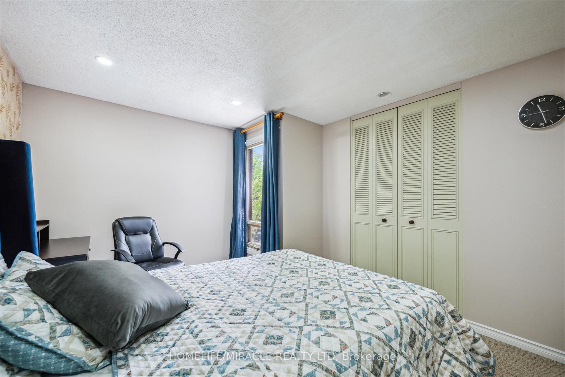 Photo 34 of Unit 22, 28 Underhill Crescent, Kitchener — HOMEH