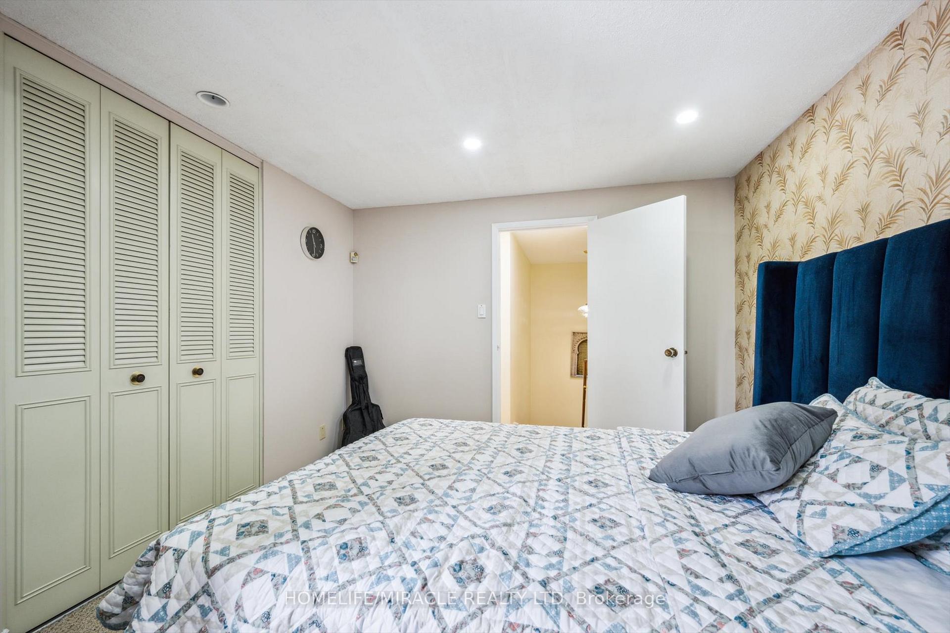 Photo 33 of Unit 22, 28 Underhill Crescent, Kitchener — HOMEH