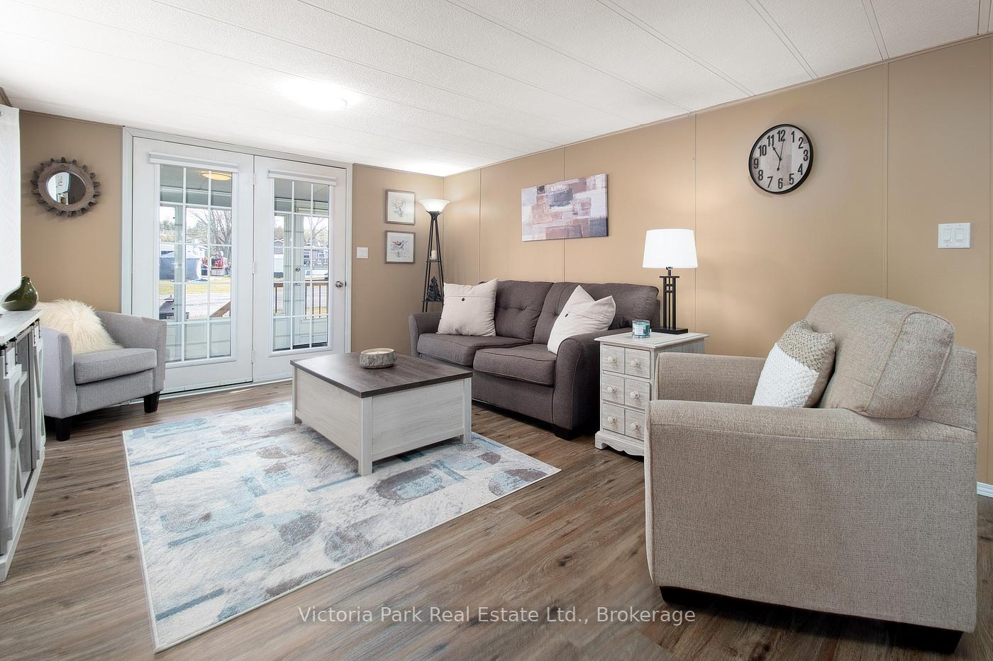 Photo 2 of Unit 189, 580 Beaver Creek Road, Waterloo — HOMEH