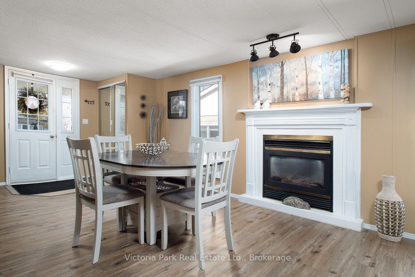 Photo 17 of Unit 189, 580 Beaver Creek Road, Waterloo — HOMEH